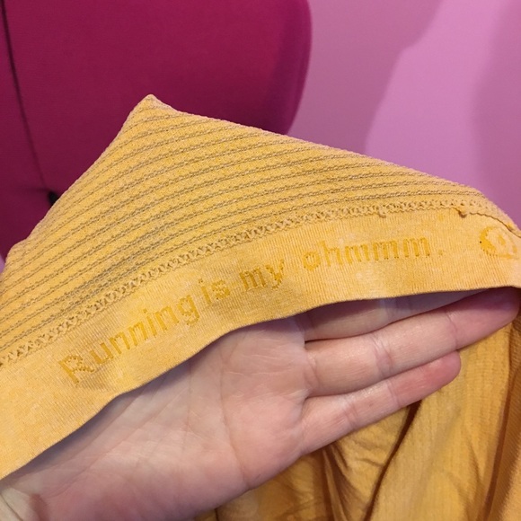 Lululemon Running Tank 🍋 - Picture 5 of 6